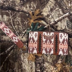 wrangler wallet